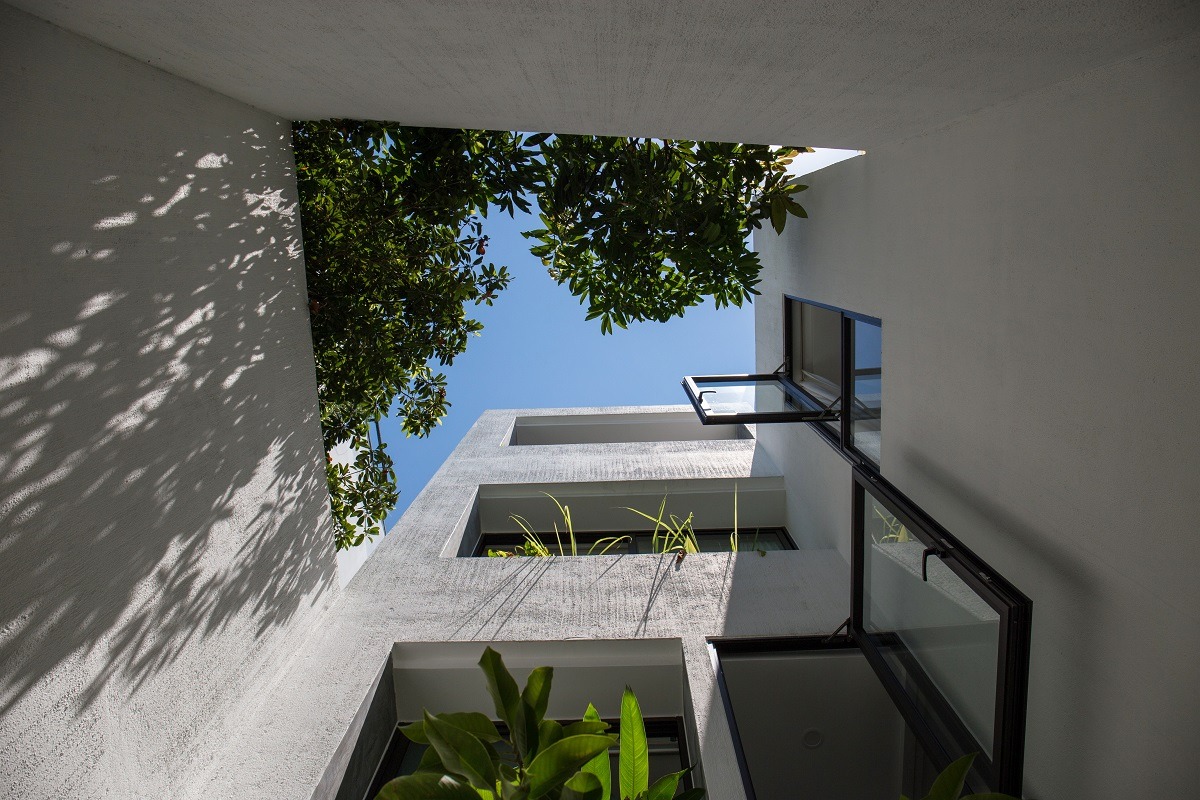 H-H STUDIO